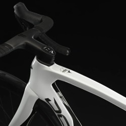 Pinarello Dogma F 2025 Edge Crystal White