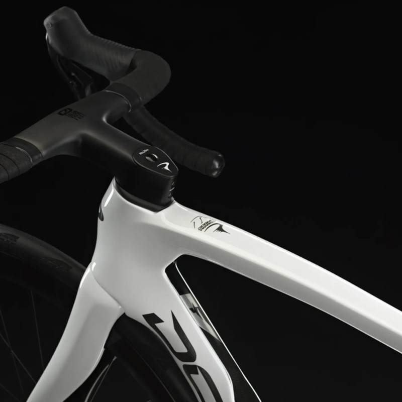 Pinarello Dogma F 2025 Edge Crystal White