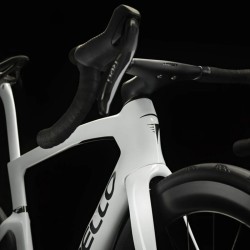 Pinarello Dogma F 2025 Edge Crystal White