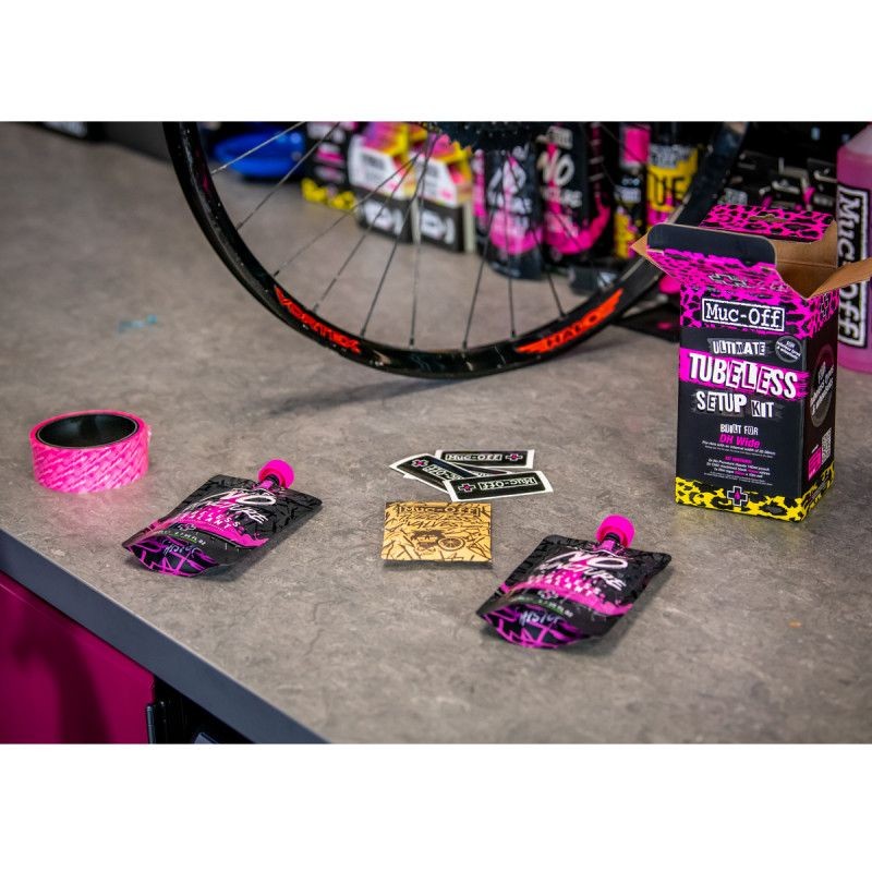 Complete Muc-Off tubeless kit voor velgen van 32-35 mm.