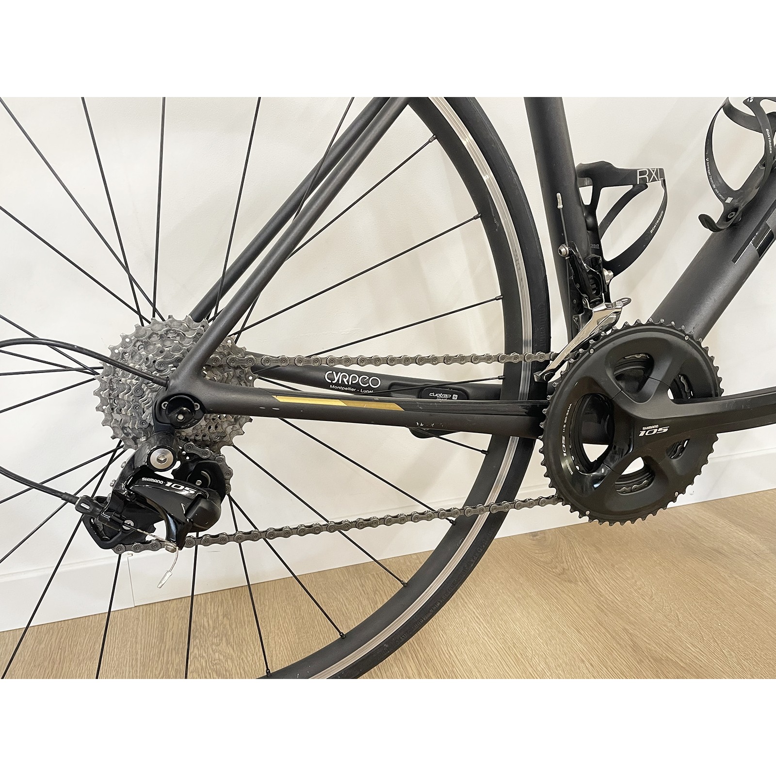 Bicicleta de carretera Trek Émonda SL 5 2018 de carbono usada con componentes Shimano 105 - Talla 50 cm