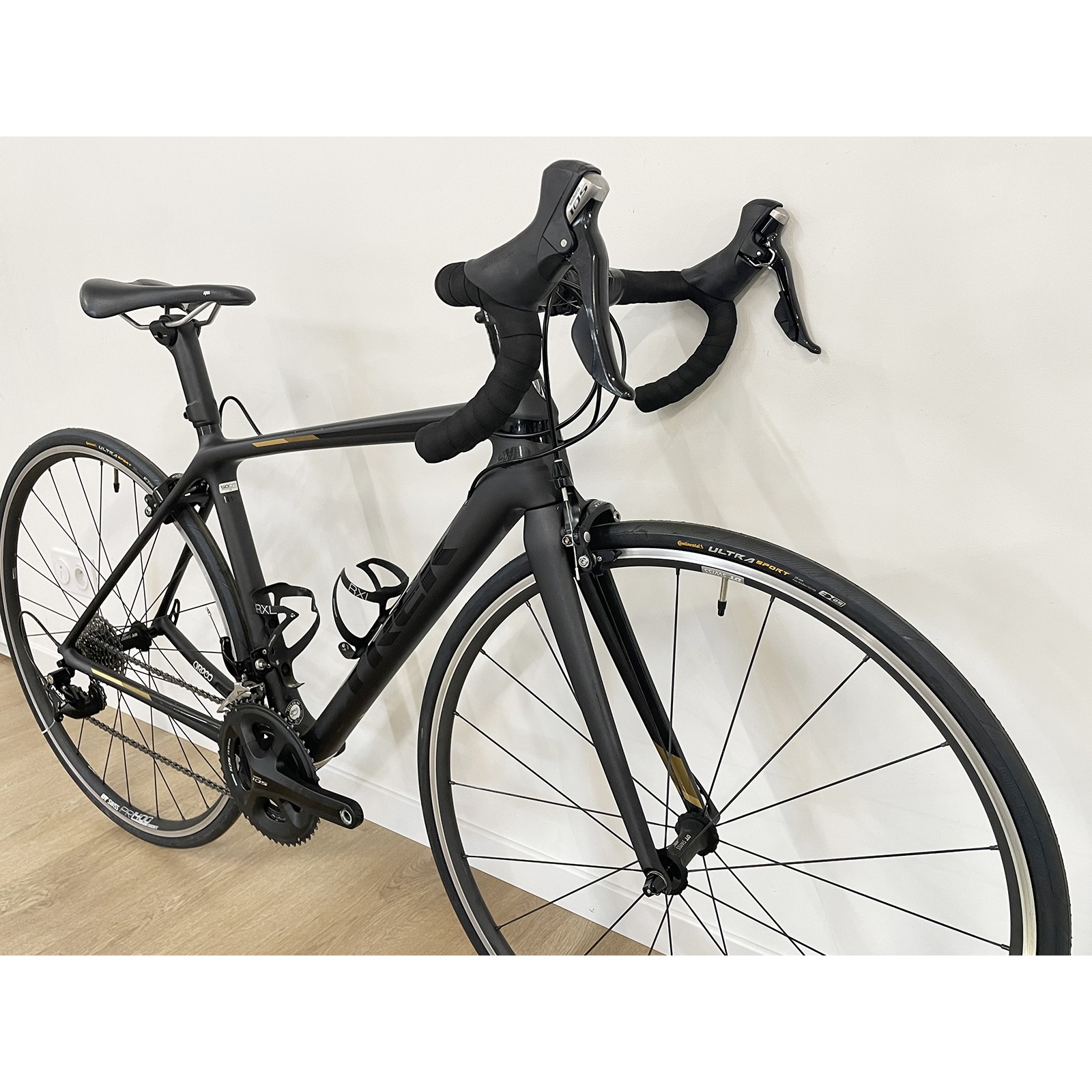 Used Trek Émonda SL 5 2018 carbon Road Bike with Shimano 105 components - Size 50 cm