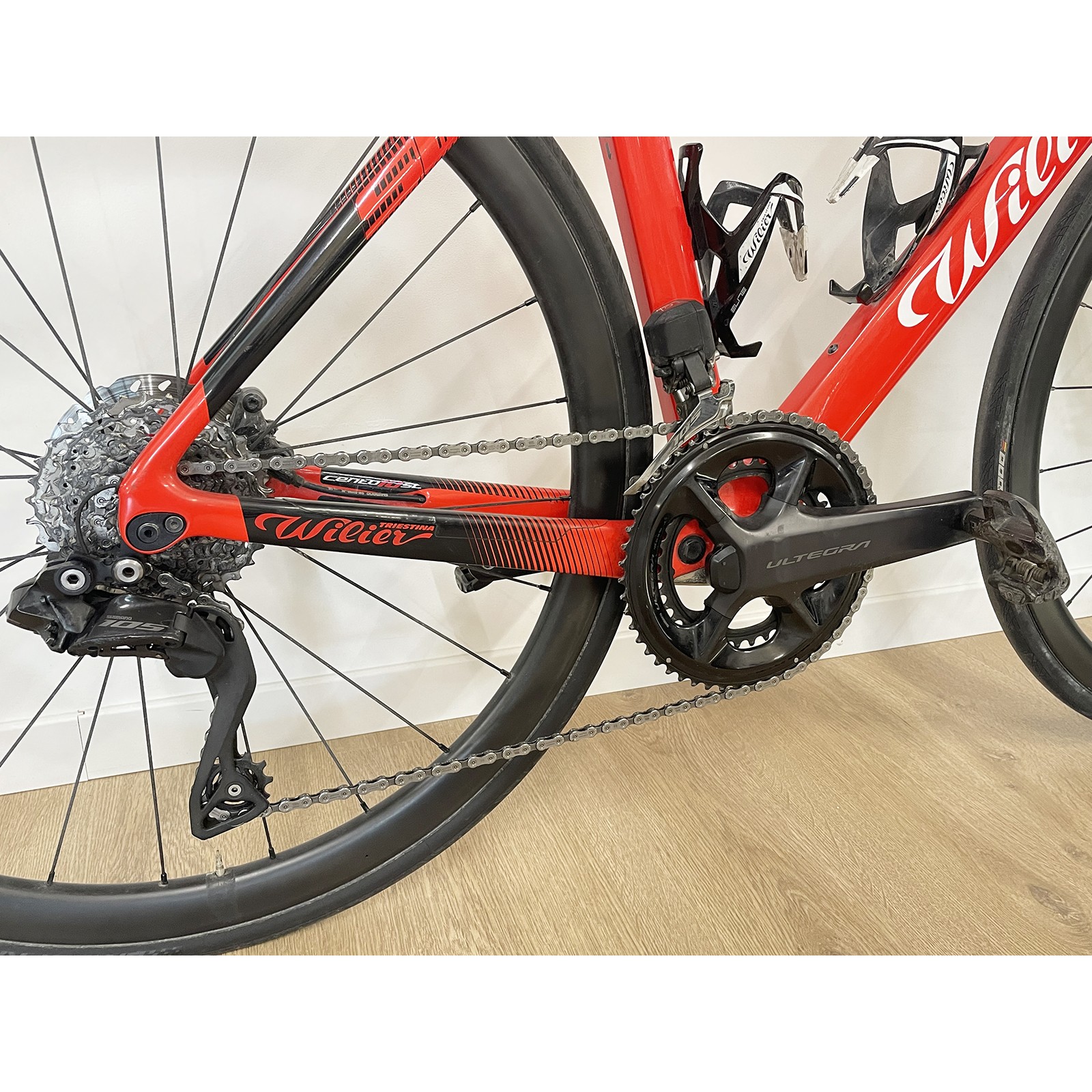 Used Wilier Cento 10 SL 2020 Road Bike with 105 Di2 / Ultegra Powermeter - size M