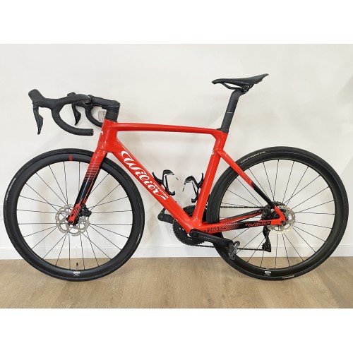 Bicicleta de estrada Wilier Cento 10 SL 2020 usada, com grupo 105 Di2 / medidor de potência Ultegra - tamanho M