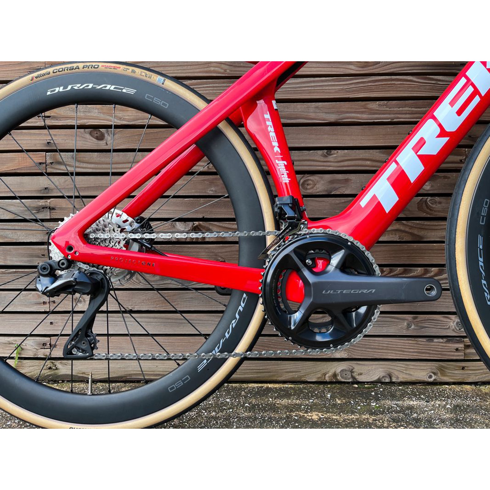 Trek Madone SLR 7 Rennrad Shimano Ultegra Di2 12v Rot Project One 2023 - Größe 52cm (S)