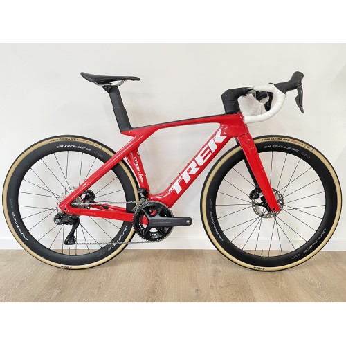Trek Madone SLR 7 Road Bike Shimano Ultegra Di2 12s Red Project One 2023 - Size 52 cm (S)
