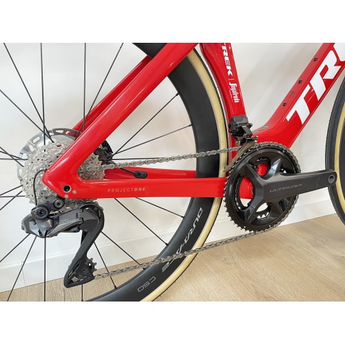 Trek Madone SLR 7 Road Bike Shimano Ultegra Di2 12s Red Project One 2023 - Size 52 cm (S)