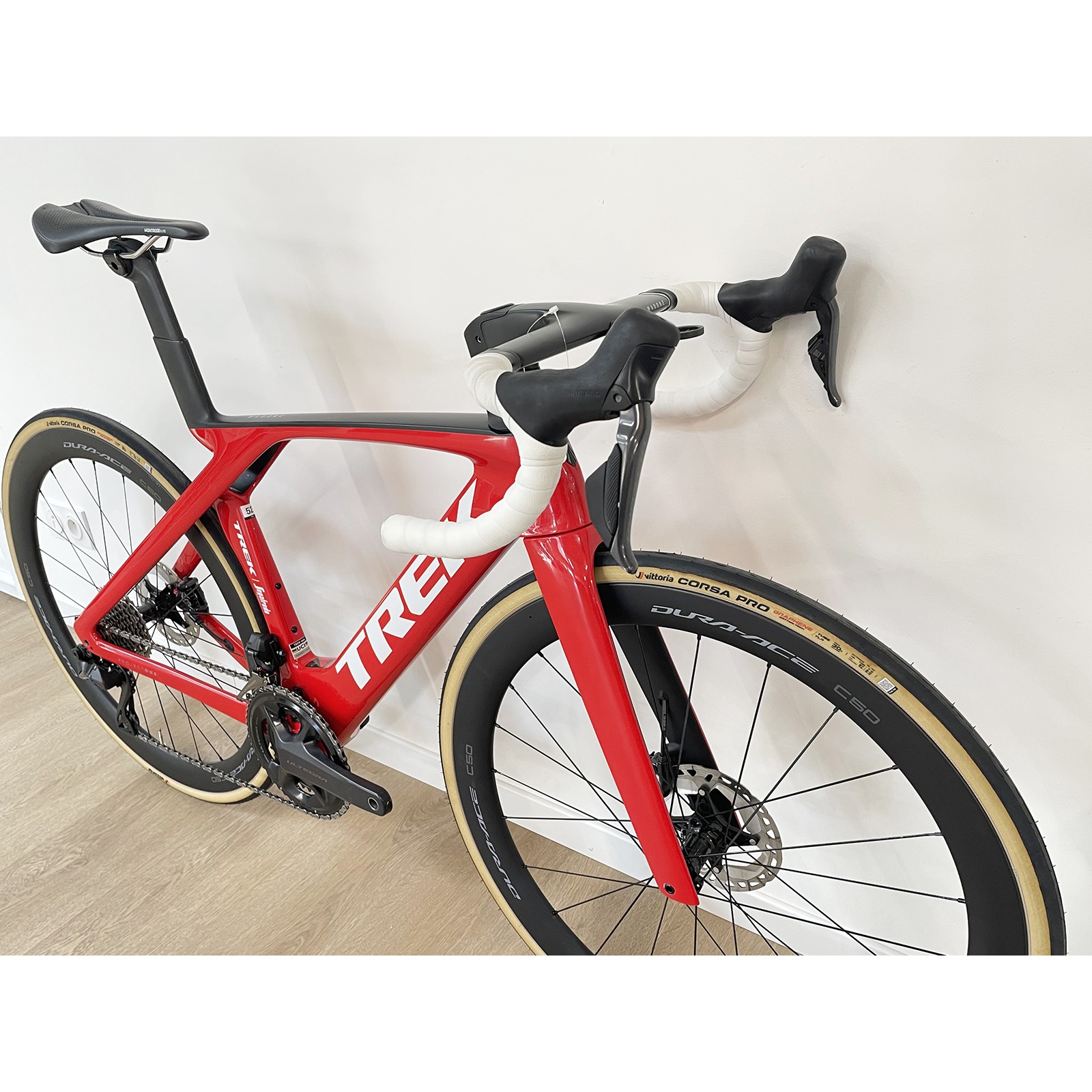 Trek Madone SLR 7 racefiets Shimano Ultegra Di2 12v rood Project One 2023 - Maat 52 cm (S)