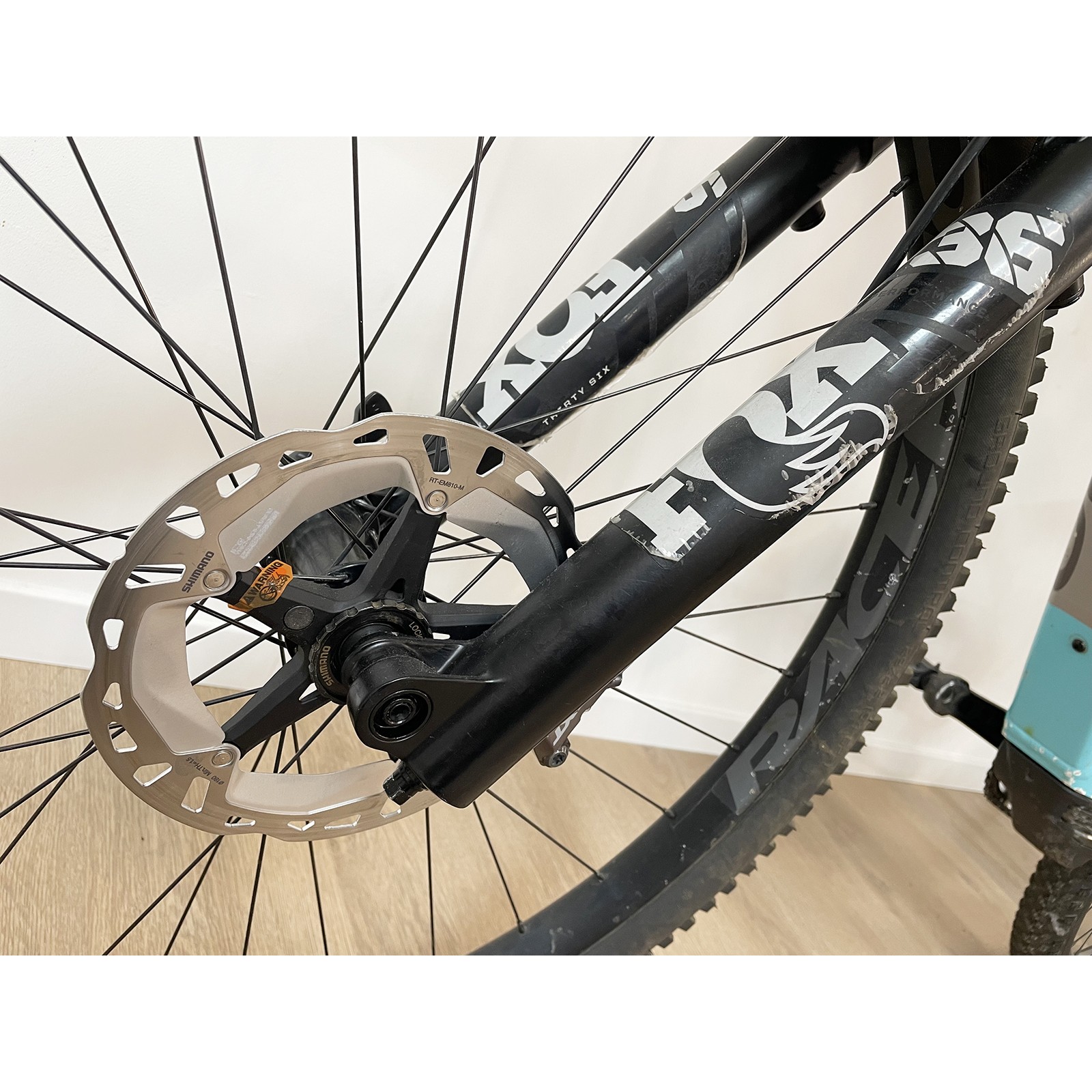 Trek Fuel Exe 9.8 XT - Usada - Bicicleta elétrica de montanha reformada