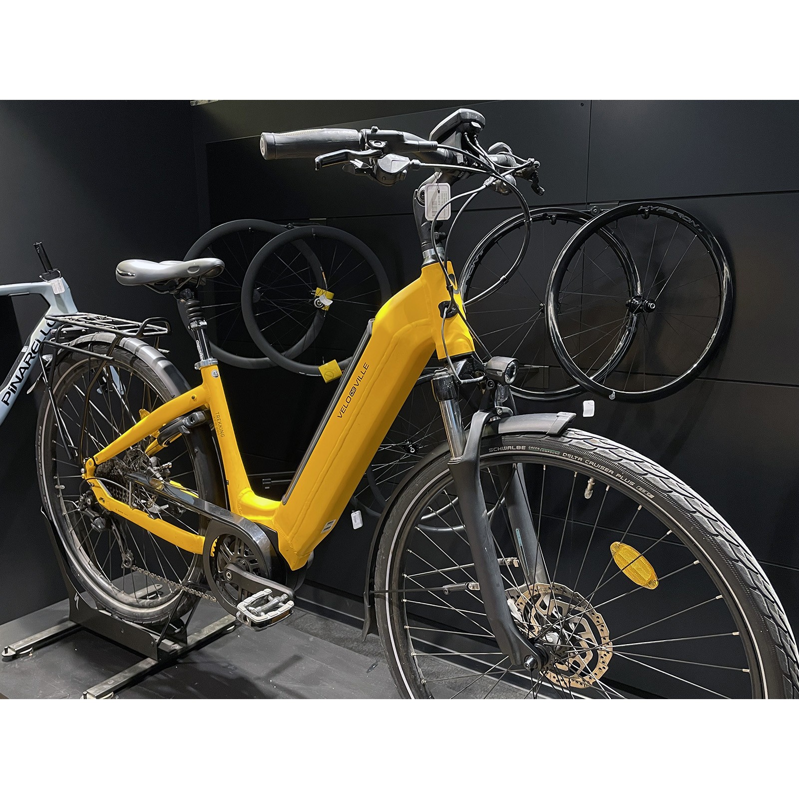 Used Vélodeville® Trekking AEB 890 electric Hybrid Bike , yellow, size 45 (S), 2022