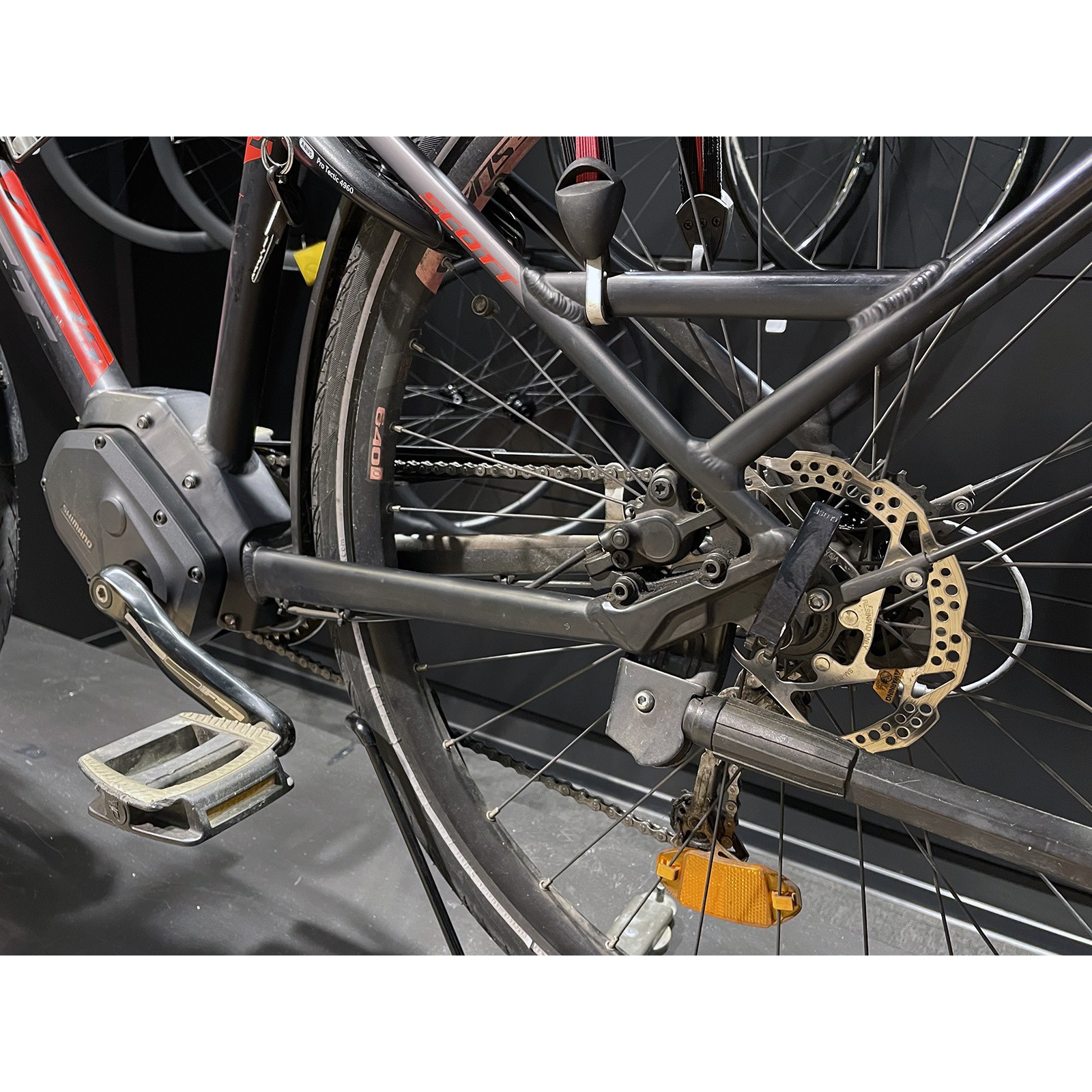 Scott E-Sub Comfort 500Wh 2016 vélo de ville électrique d'occasion taille L