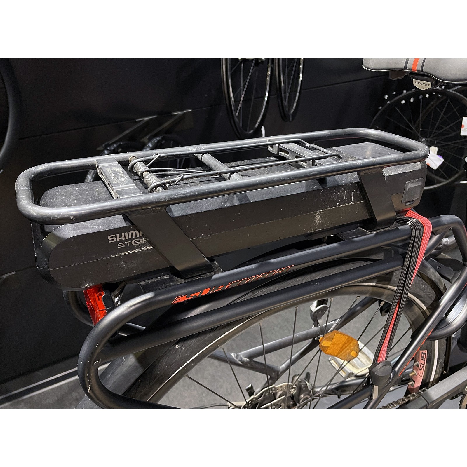 Bicicleta eléctrica urbana Scott E-Sub Comfort 500Wh usada, año 2016, talla L