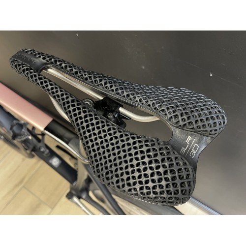 Colnago C68 Dura-Ace Di2 12-Gang, Rahmengröße S 48,5 (Stack 53,9 cm), gebrauchtes Rennrad, Baujahr 2025