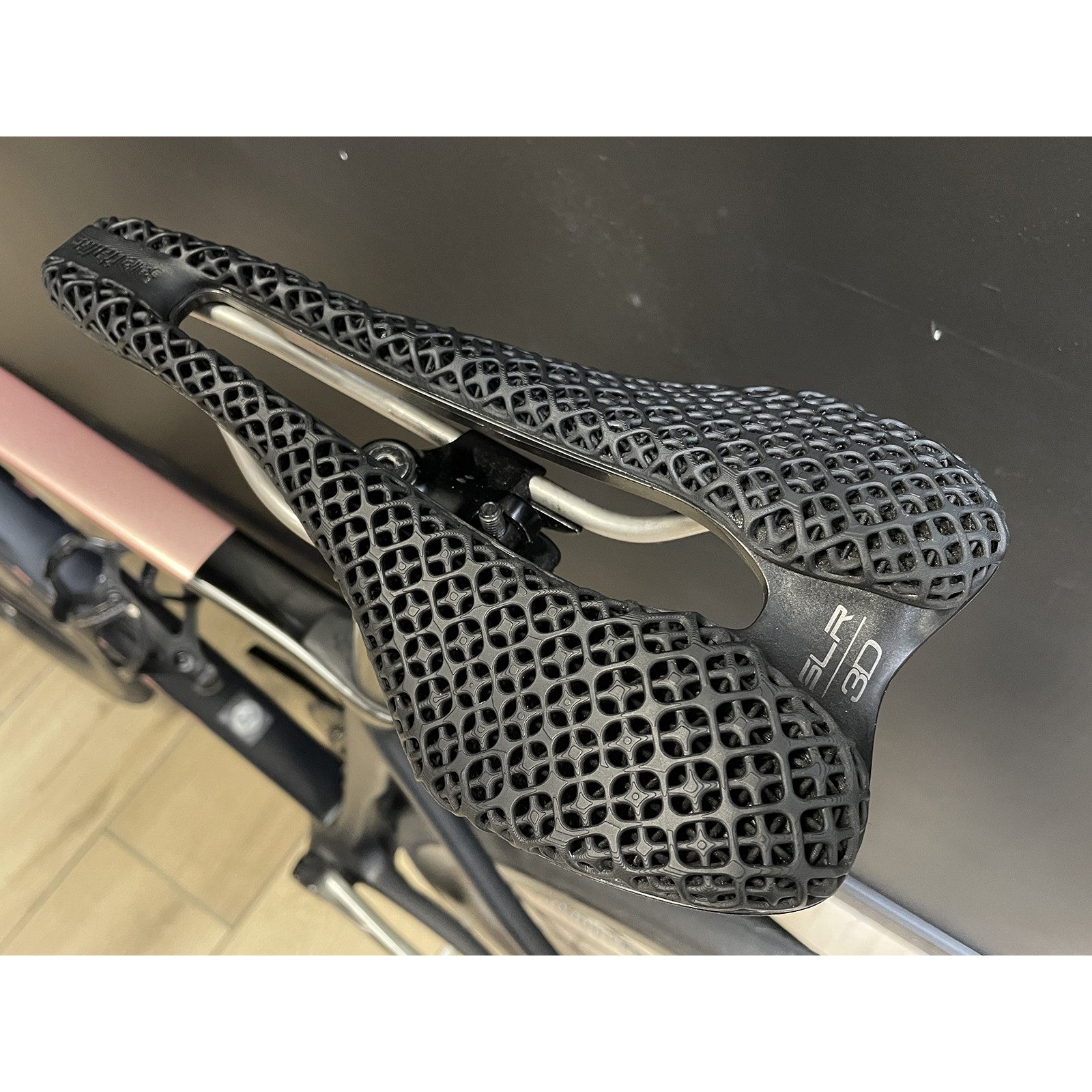 Colnago C68 Dura-Ace Di2 12v taille S 48.5 (stack 53,9cm) vélo de route d'occasion 2025