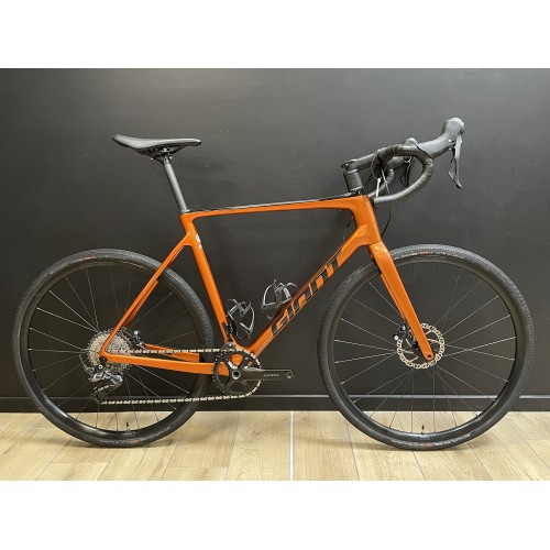 Gebruikte Giant TCX Advanced Pro 2 Amber Glow carbon gravelbike uit 2022 - maat L