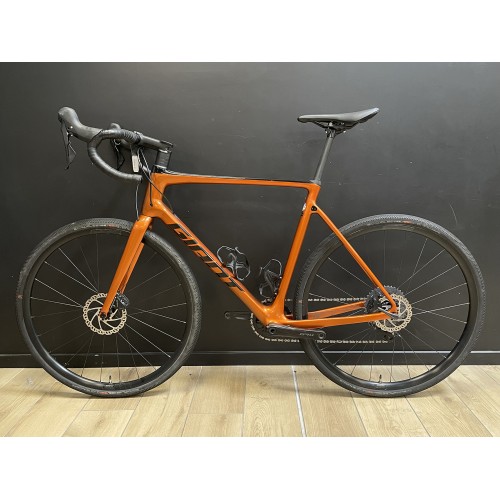 Bicicletta gravel Giant TCX Advanced Pro 2 Amber Glow in carbonio, usata, anno 2022, taglia L.