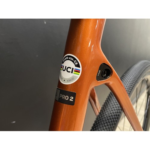 Gebruikte Giant TCX Advanced Pro 2 Amber Glow carbon gravelbike uit 2022 - maat L