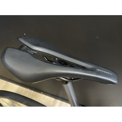 Bicicleta gravel Giant TCX Advanced Pro 2 Amber Glow em carbono, usada, ano 2022 - tamanho L