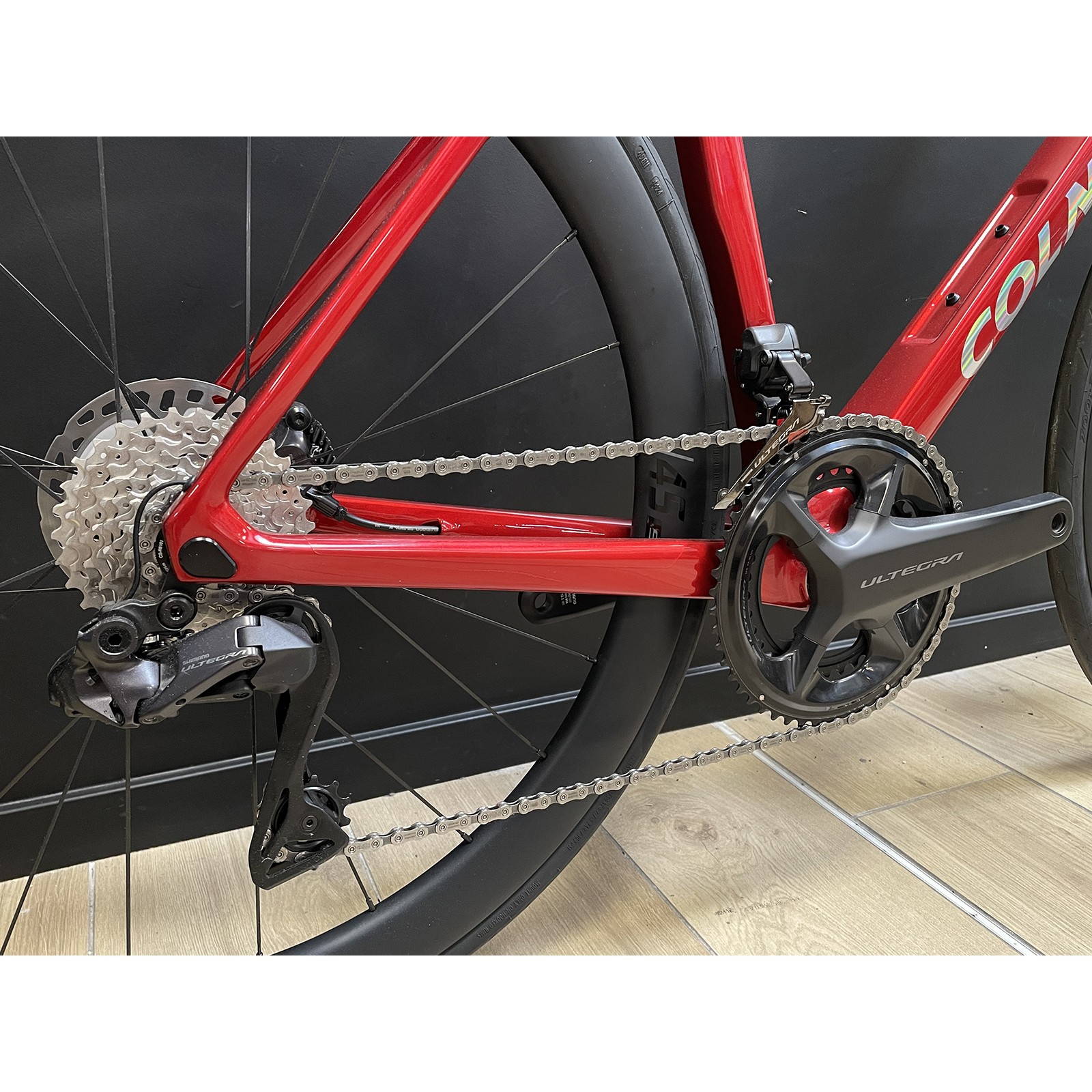 Bicicleta de estrada Colnago V4 Shimano Ultegra R8170 DI2 12s Vision SC 45 Vermelha