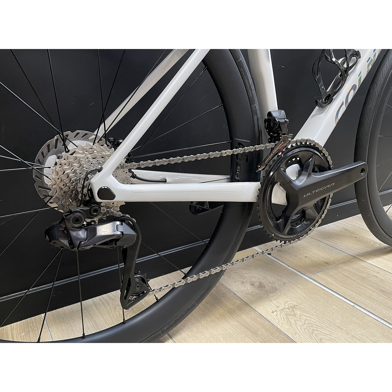 Colnago V4 Shimano Ultegra R8170 DI2 12s Vision SC 45 Rennrad Weiß