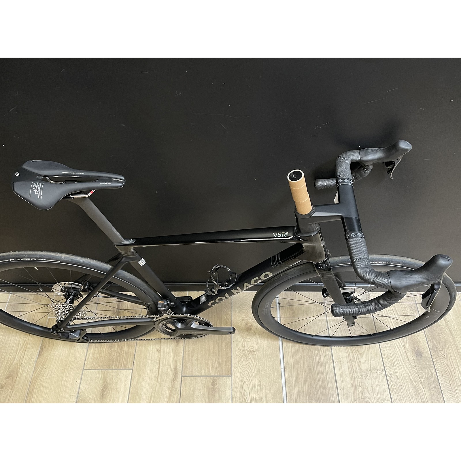 Bicicletta da corsa Colnago V5Rs Shimano Ultegra R8170 DI2 12V Vision SC 45 nera