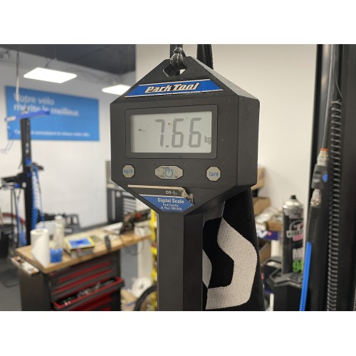 Bicicletta da corsa Trek Madone SLR 7 Gen.8 in carbonio, usata, con gruppo Ultegra Di2 a 12 velocità, colore rosso Crystalline V