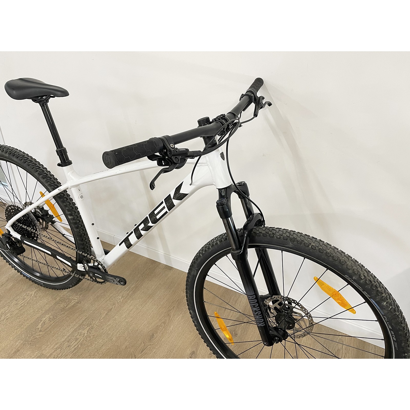 Bicicleta de montanha Trek Marlin 7 Gen 3 SX Eagle Crystal White 2024 usada - Tamanho L