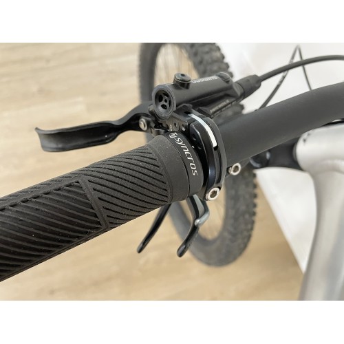 Gebruikte Scott Genius 940 full-suspension mountainbike, 29" NX/SX, 12 versnellingen, maat L, 2025
