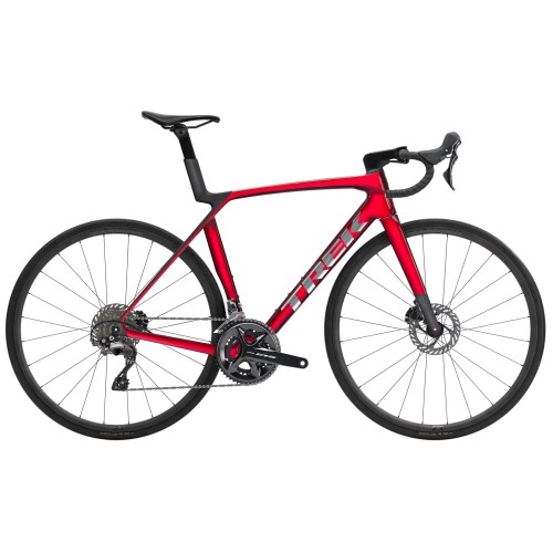 Trek Madone SL 5 Gen.8 Shimano 105 Gloss Fury Red / Matte Deep Smoke vélo de route carbone 2026