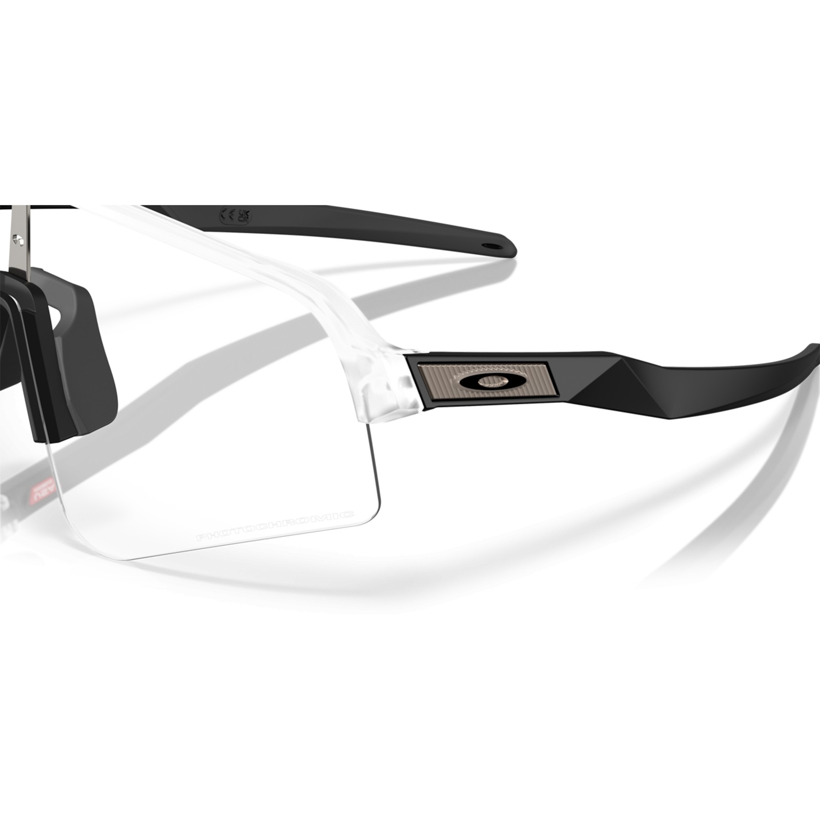Gafas de ciclismo fotocromáticas Oakley Sutro Lite Sweep Matte Clear / Clear To Black Iridium OO9465-390