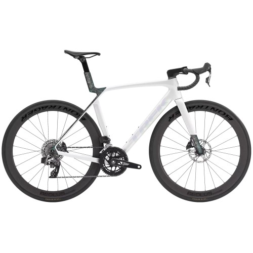 Trek Madone SL 6 Gen.8 Rival AXS E1 Gloss Crystal White / Matte Deep Smoke vélo de route carbone 2026