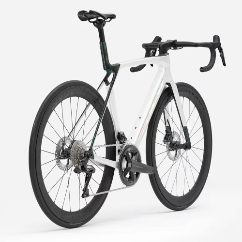 Trek Madone SL 7 Gen.8 Ultegra Di2 12v Gloss Crystal White / Matte Deep Smoke vélo de route carbone 2026