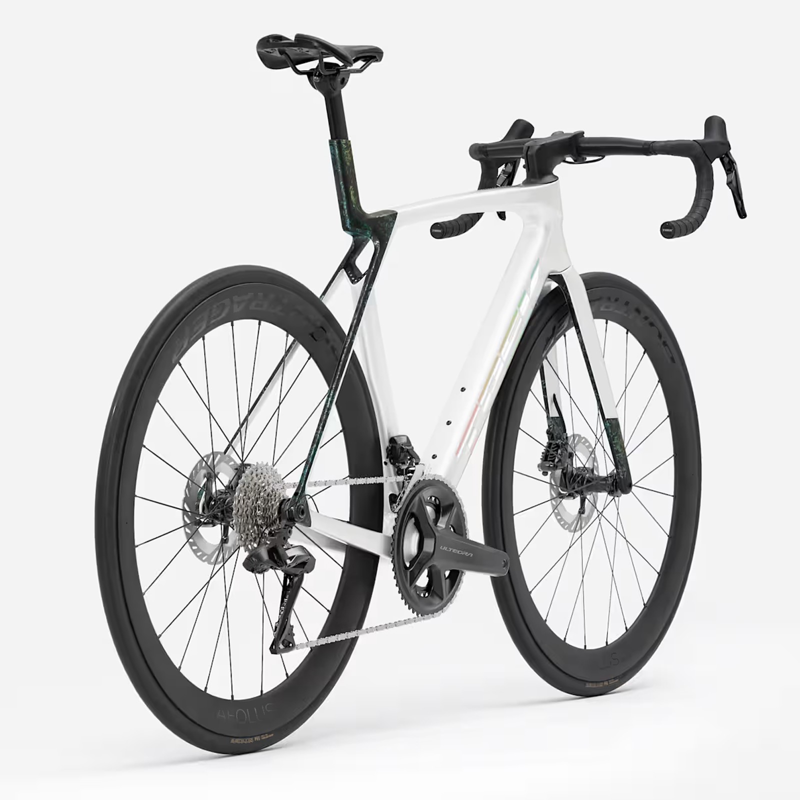 Trek Madone SL 7 Gen.8 Ultegra Di2 12v Gloss Crystal White / Matte Deep Smoke vélo de route carbone 2026