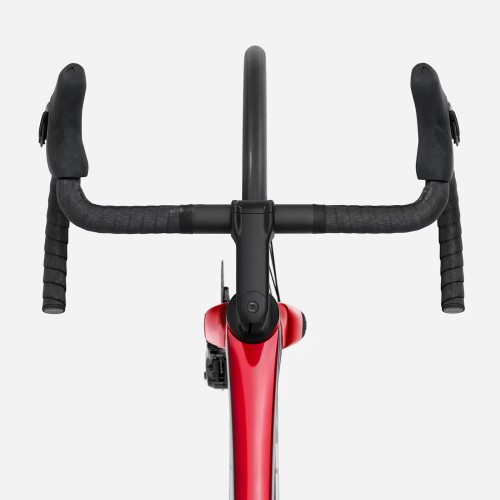 Trek Madone SL 6 Gen.8 105 Di2 Gloss Fury Red / Matte Deep Smoke vélo de route carbone 2026