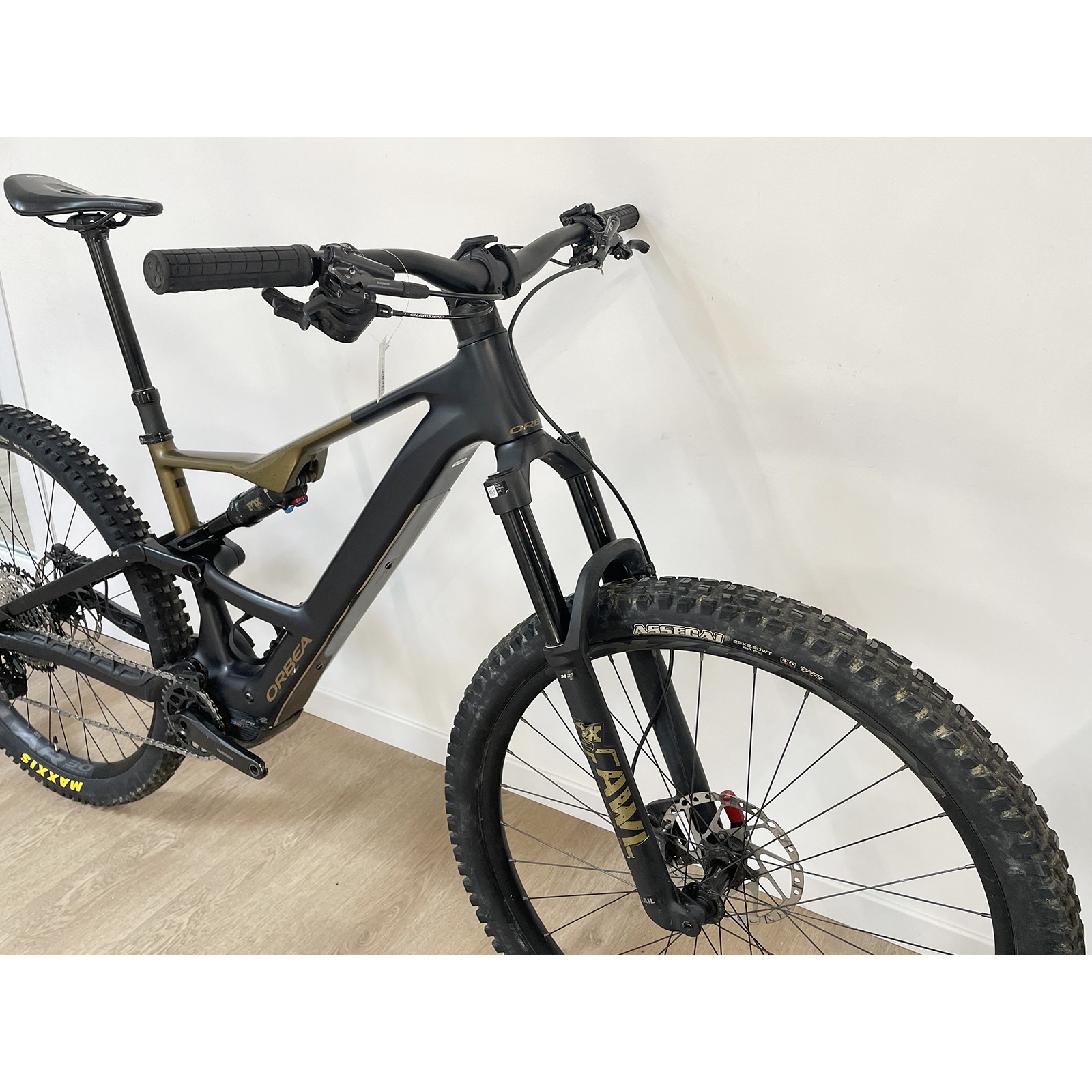 Trek Fuel Exe 9.8 XT - Usada - Bicicleta elétrica de montanha reformada