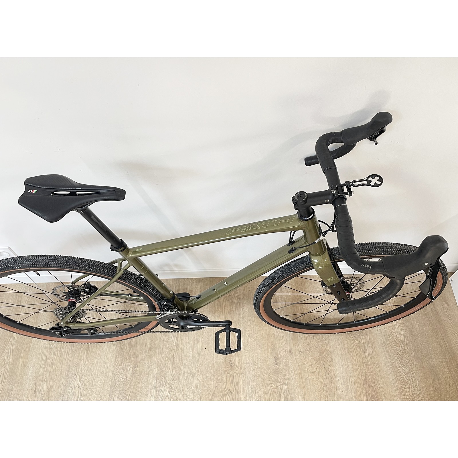 Bicicleta gravel Shimano 105 11v verde - talla L