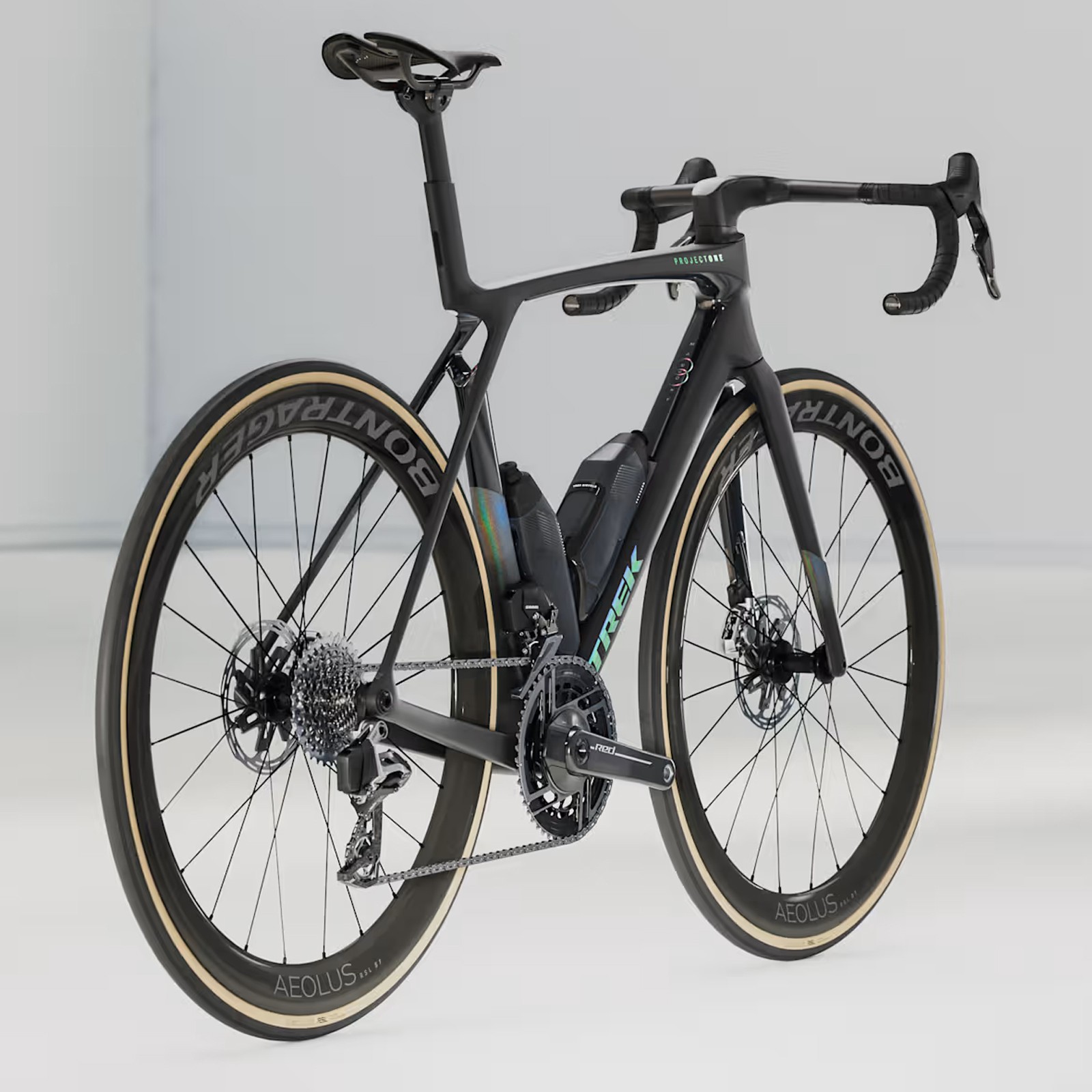 Trek Madone SLR 9 AXS Gen.8 Red AXS E1 12v Matte Carbon Smoke / Prismatic Pearl vélo de course carbone 2026