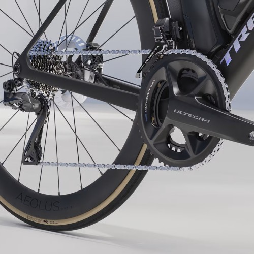 Bicicletta da corsa in carbonio Trek Madone SLR 7 Gen.8 Ultegra Di2 12v , colore Matte Carbon Smoke / Prismatic Pearl, anno 2026