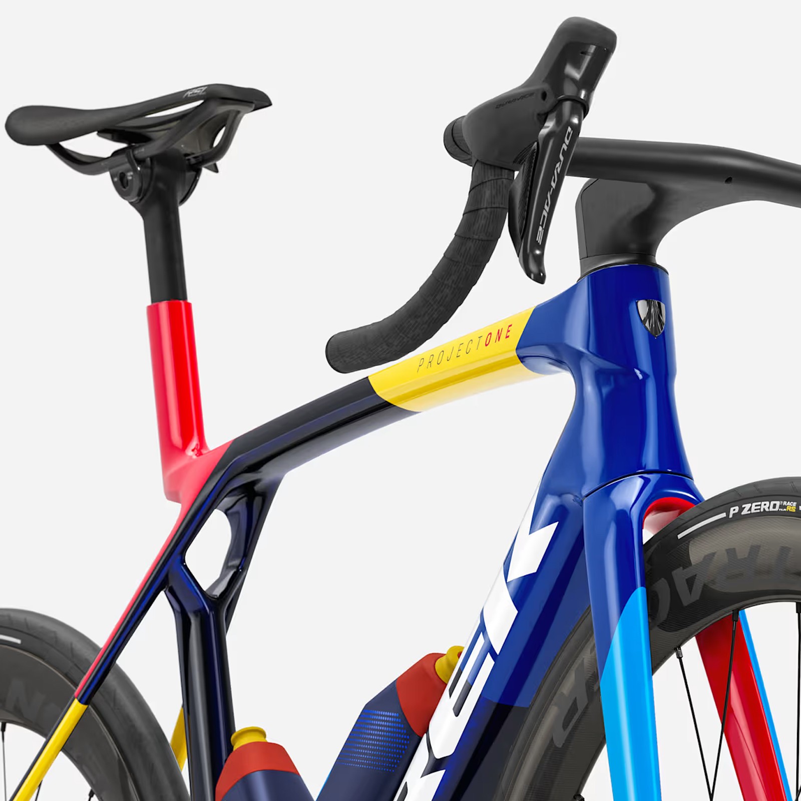 Bicicleta de estrada Trek Madone SLR 9 Gen.8 Dura-Ace Di2 12v réplica da equipe, em carbono, modelo 2026.