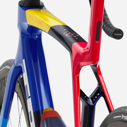 Trek Madone SLR 9 Gen.8 Dura-Ace Di2 12v Team Replica vélo de course carbone 2026