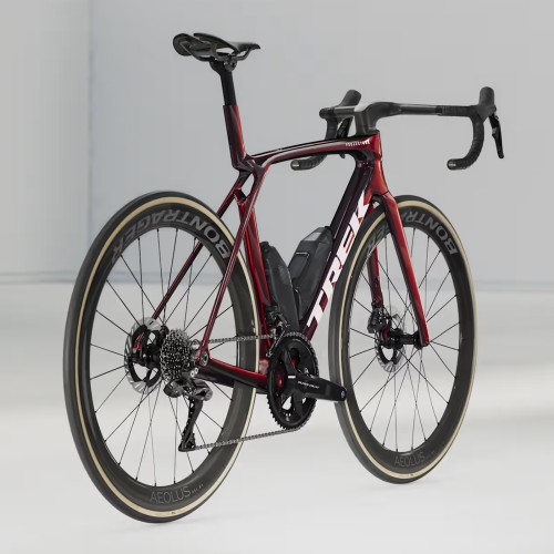 Bicicleta de estrada Trek Madone SLR 9 Gen.8 Dura-Ace Di2 12v em carbono, cor Red Smoke, ano 2026