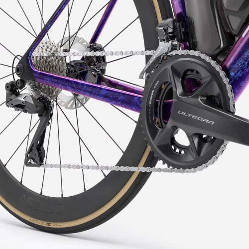 Bicicletta da corsa in carbonio Trek Madone SLR 7 Gen.8 Ultegra Di2 Purple Phaze / Amethyst Marble 2026