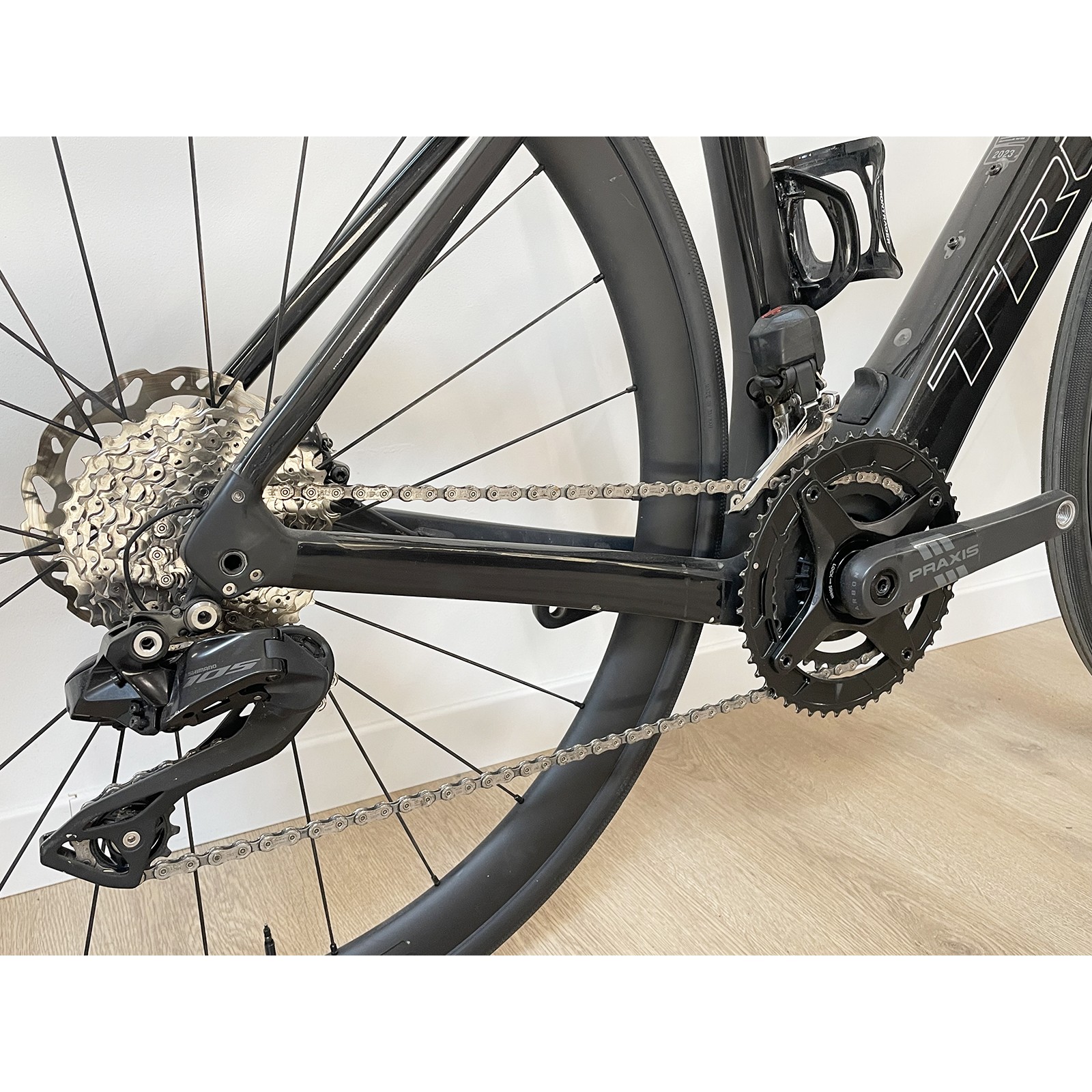 Gebruikte Trek Domane+ SLR 6 carbon 105 Di2 Deep Smoke 2023 elektrische Racefiets - 52 cm