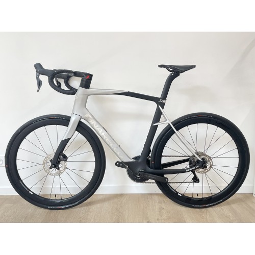 Gebruikte Pinarello X7 carbon Racefiets met Ultegra Di2 12s (modeljaar 2025) - Maat 56 cm