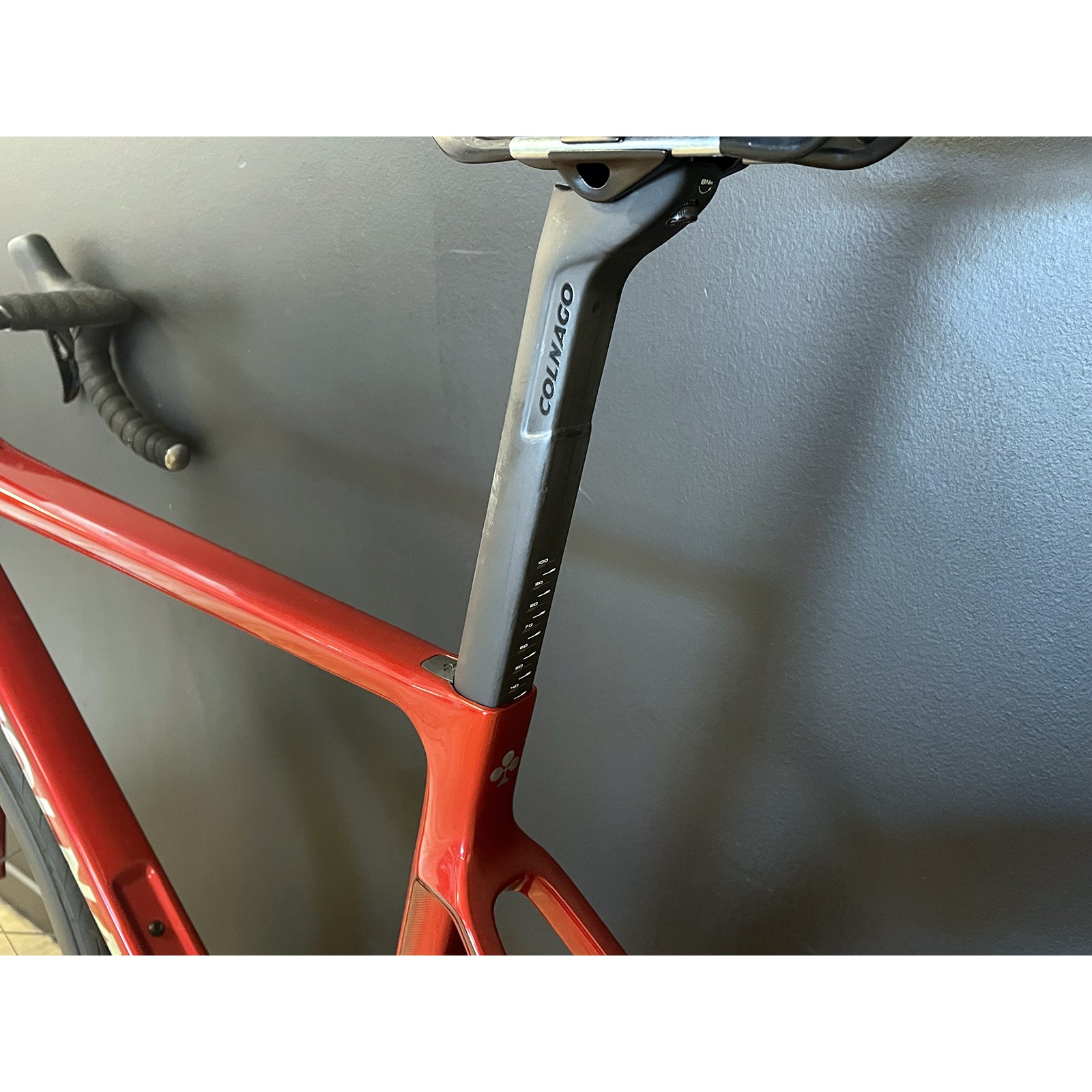 Bicicleta de carretera Colnago V4 Shimano 105 R7170 DI2 12s Vision SC 45 Roja