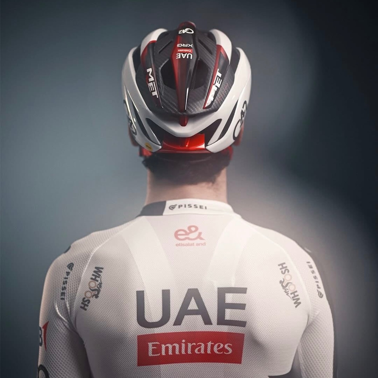 Casco de ciclismo Met Trenta 3K Carbon MIPS UAE Team Emirates XRG