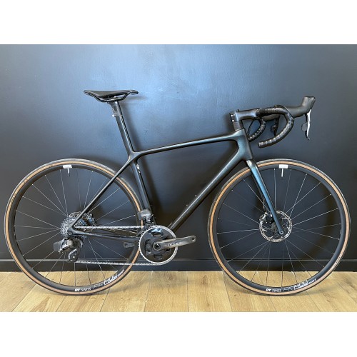 Used Giant TCR Advanced SL 1 Disc Force AXS carbon Road bike 2022 - size M