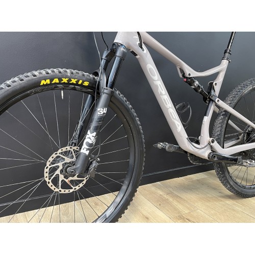 MTB de montanha Orbea OIZ Deore XT usada, full suspension de 120 mm, tamanho XL, ano 2022.