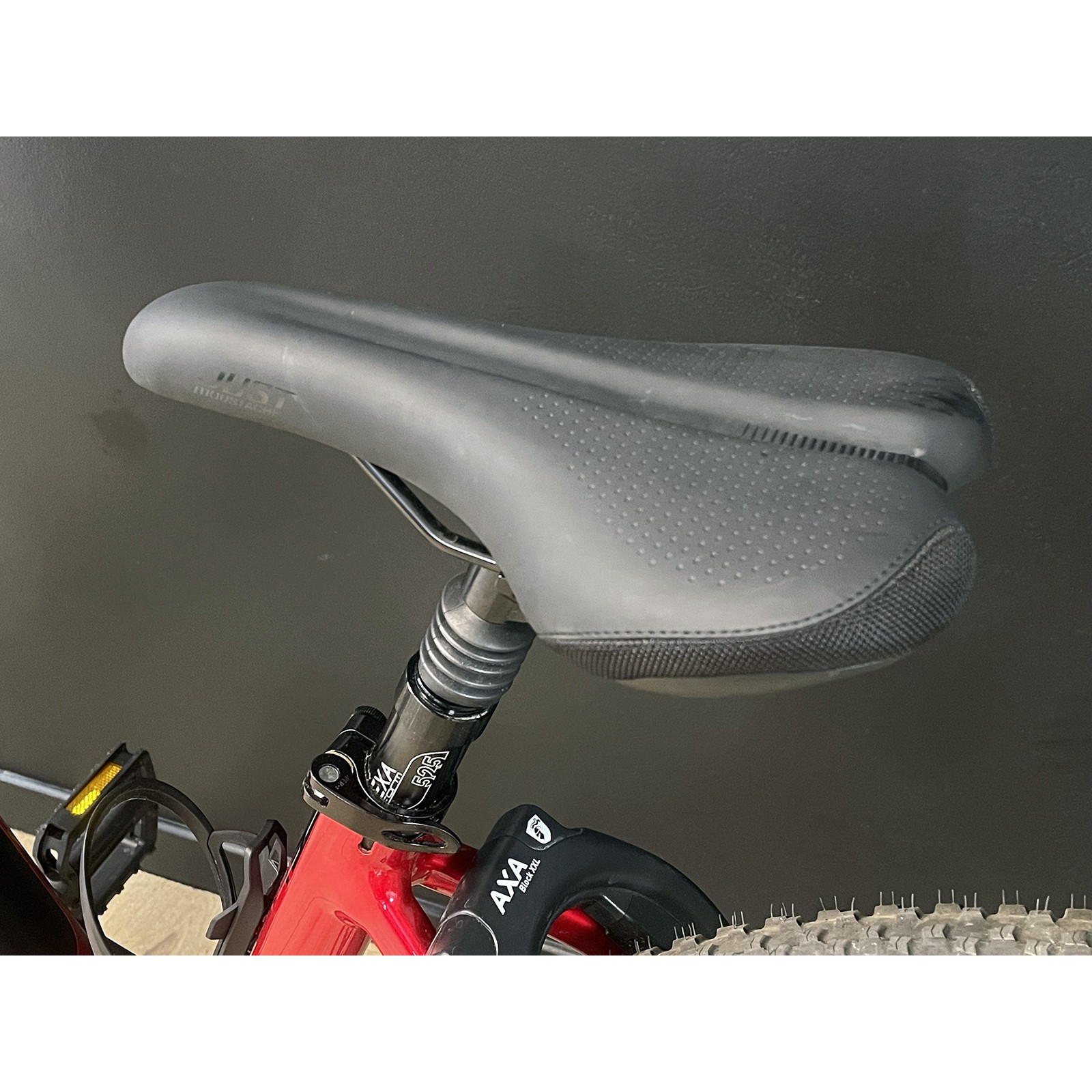 VAE d'occasion Moustache Samedi 27 OFF Bosch Perf Line rouge 500Wh taille S 39 de 2025
