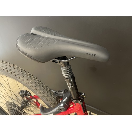 E-bike Moustache E-Bike , offerta di sabato 27, Bosch Perf Line rossa 500Wh, taglia S, 39 dal 2025